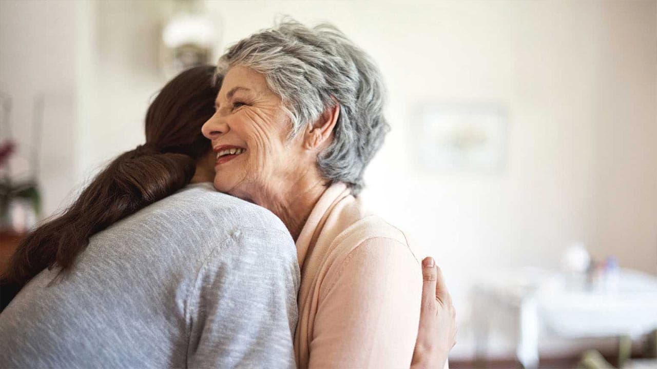 10 Ways to Achieve High Quality Life for the Elderly through Home Care